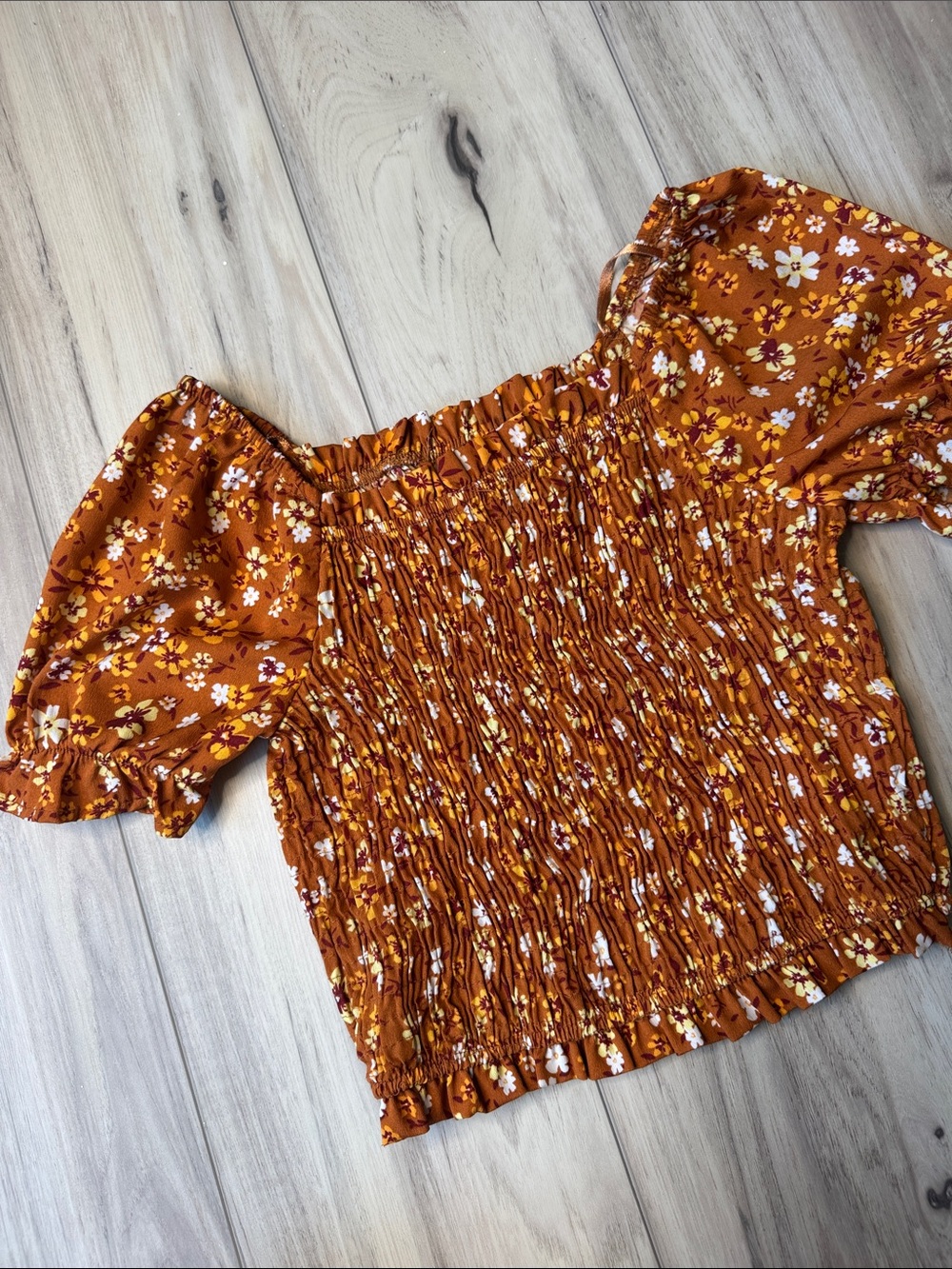 Floral cropped smock top